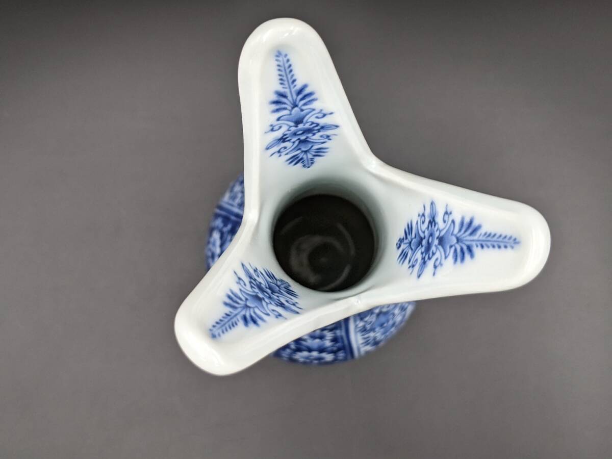 T/龍峯 龍峯窯 染付 花瓶 花入 花器 壺 華道 フラワーベース 在銘 裏印