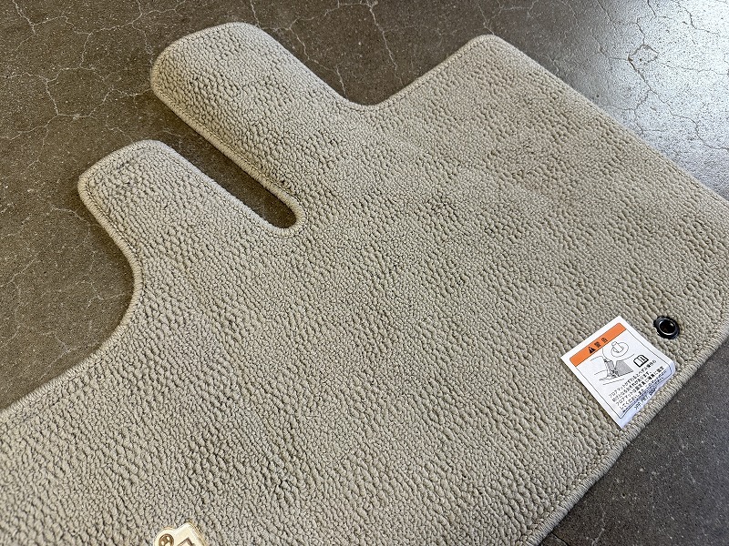 スズキ スペーシア MK32S 純正 フロアマット ジュータン 未使用 75901-81M00-PNS_3