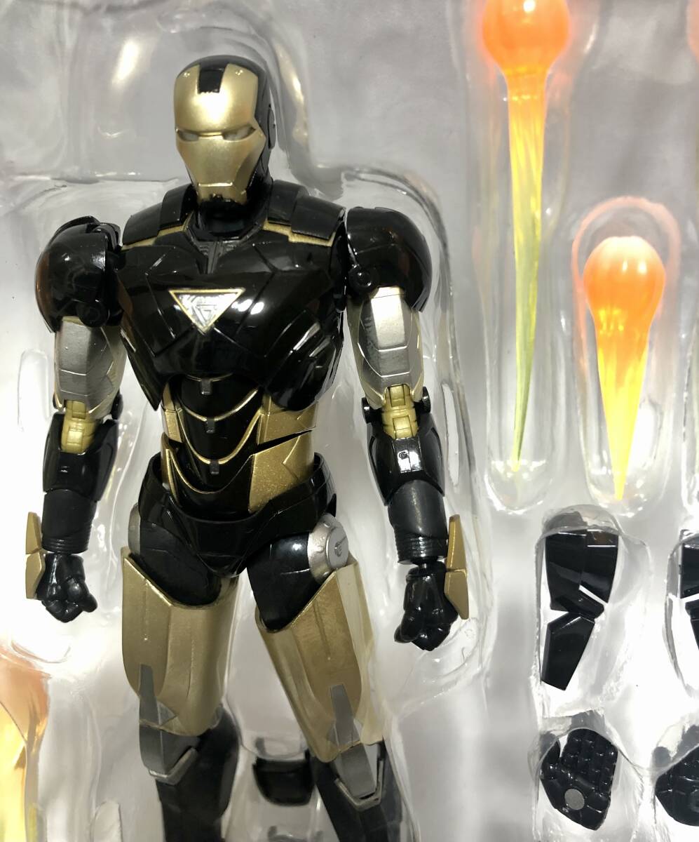 S.H.Figuartsフィギアーツ アイアンマン マーク６ ブラックVer. Iron Man Mark 6 black Ver. _4
