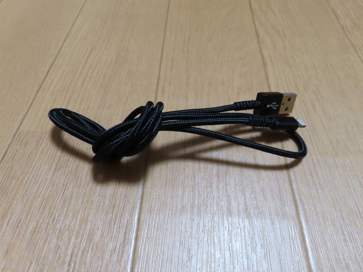 美品・完動品　アップル iPhone（14まで） 用 充電・データ転送 両用　ライトニング to USB - Type A　ケーブル　ブラック　約1メートル　_1
