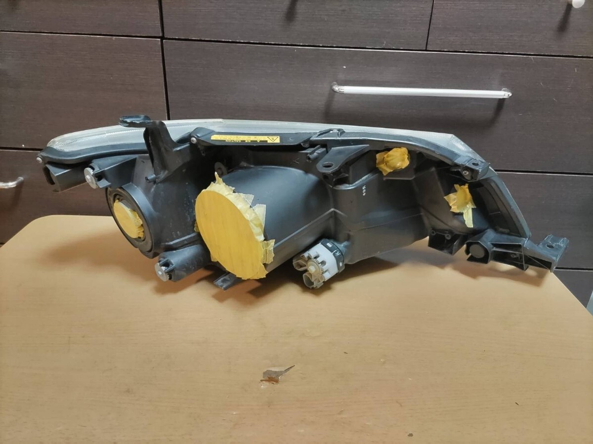 NRE161/ZRE162/NZE161/NZE164/NKE165 カローラ フィールダー/アクシオ【前期】左　ヘッドライト　 KOITO 12-582　HID_2