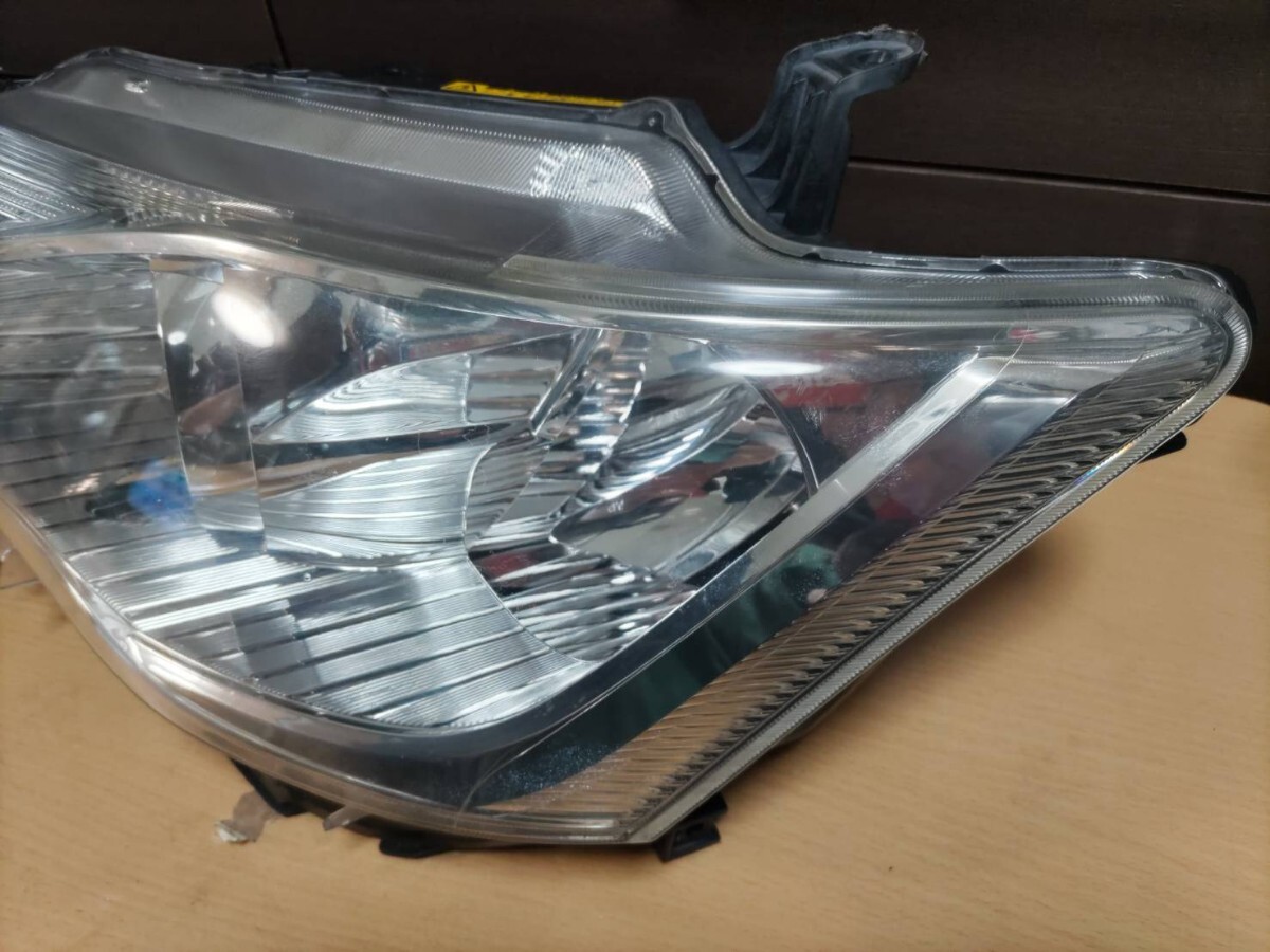 NRE161/ZRE162/NZE161/NZE164/NKE165 カローラ フィールダー/アクシオ【前期】左　ヘッドライト　 KOITO 12-582　HID_5