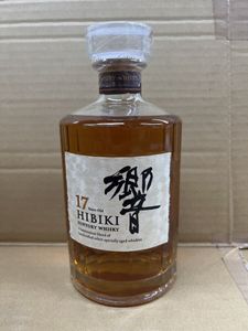 響 17年(箱無し)の平均価格は50,395円｜ウイスキーの価格相場・買取価格