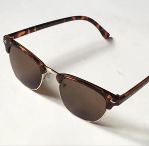 NEW UV fashionサングラスNo.2 再値下げ品！