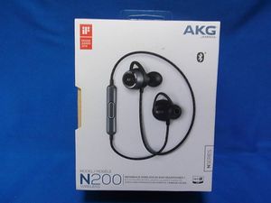 AKG N200 ワイヤレスイヤホン