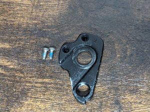 ジャンク MERIDA CYCLO CROSS / CENTURION CROSSFIRE シリーズ用 ディレイラーハンガー F