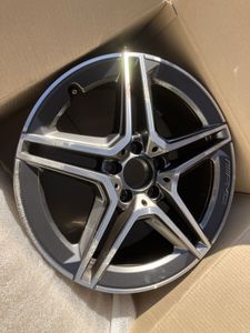 ◆訳あり格安！ メルセデス ベンツ 18x7.5J AMG Cクラス W205 純正 5H -112 1本のみ A205