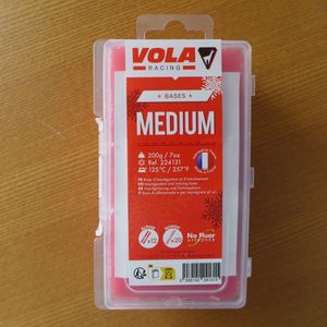 【送料込み】200g　VOLA　ボラ　BASE　ベースワックス　ミディアム　WAX　ワックス　Vola