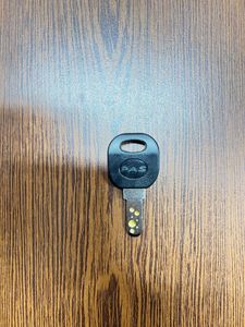 電動自転車用スペアキー　中古品　ヤマハ キー番号：D8056