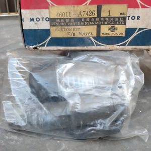 日産　純正部品　ピストンキッド　46011-A7426 PISTON KIT 未開封　現状渡し　ジャンク