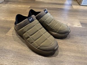 美品！ほとんど履いてません　Danner ダナー　MIZUGUMO SLP スリッポン　コヨーテ　難燃