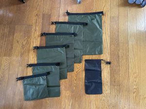 新品S　薄手軽量防水バック　大中小６枚SET　緑