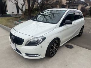 ★売り切り　メルセデス　ベンツ　B180 6万キロ　テレビ　バックカメラ　ハーフレザー★