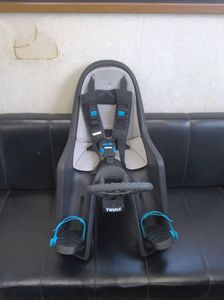 送料無料 THULE スーリー 自転車チャイルドシート RideAlomg mini 前乗せ用 ブラックxブ
