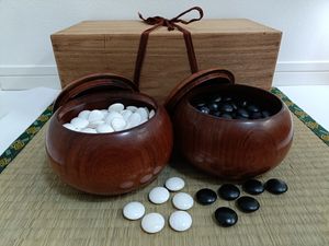 碁石の値段と価格推移は？｜453件の売買データから碁石の価値がわかる