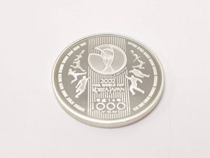 2002FIFAワールドカップ™ 純銀の中古価格は14,206円｜記念硬貨の新品