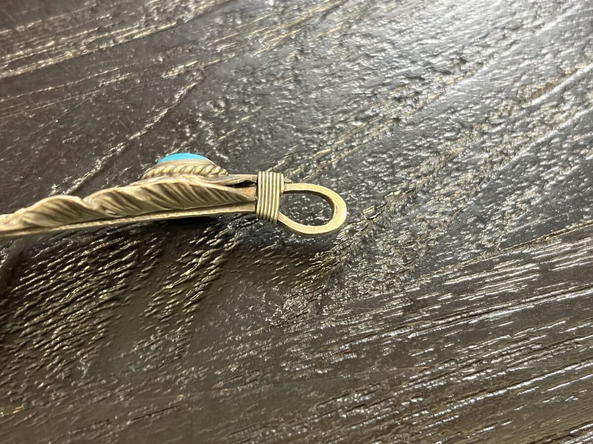 ゴローズ goros 銀縄ターコイズ付き特大フェザー 左向き 美硫化個体