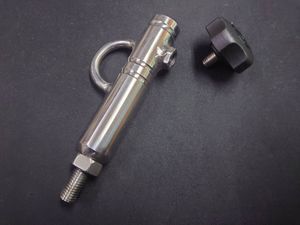 64チタンアンカー ピトン立て16φ用 ピトン回転防止 アンカーM10 ＃クエ イシダイ グレ