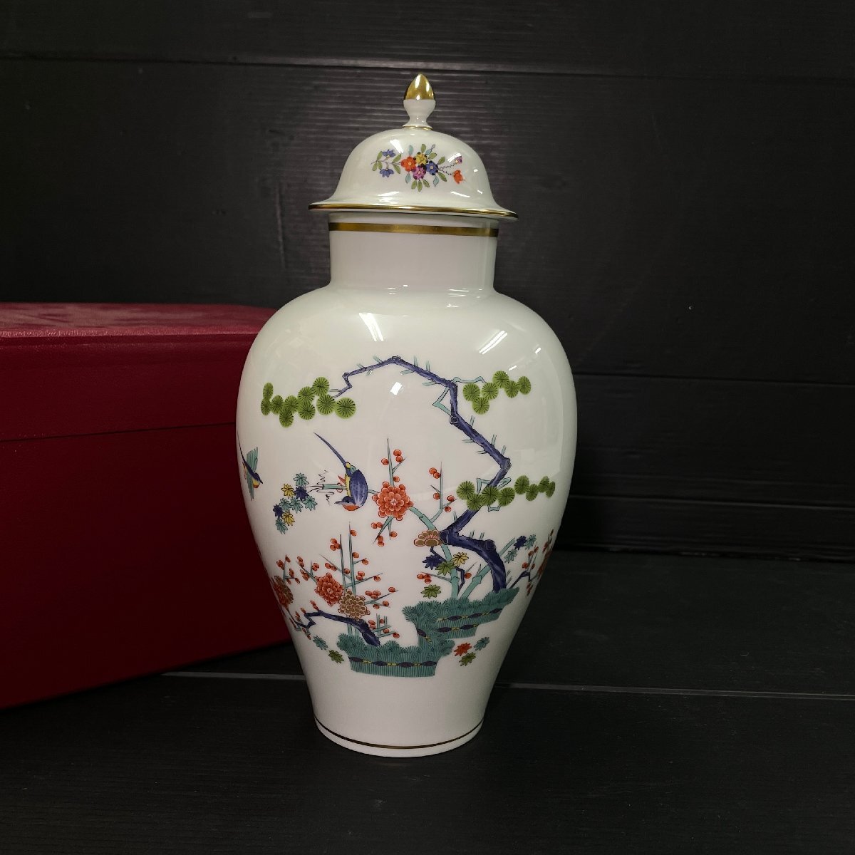 柿右衛門 壺の値段と価格推移は？｜18件の売買データから柿右衛門 壺の