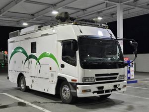 H19 いすず　フォワード　元放送中継車　キャンピングカーに！　災害対策に！　電源車に