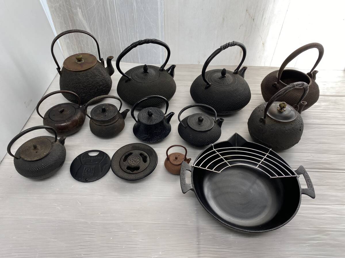 鉄瓶 茶道具 急須 煎茶道具 【詳細不明】4点まとめて 2026年最新Yahoo 鉄瓶 茶道具 急須 煎茶道具 【詳細不明】4点まとめて 2026年最新Yahoo