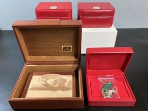 ロレックス 空箱のYahoo!オークション(旧ヤフオク!)の相場・価格を見る