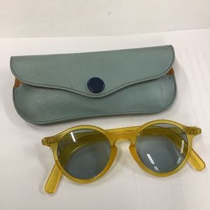 本鼈甲 メガネのYahoo!オークション(旧ヤフオク!)の相場・価格を見る