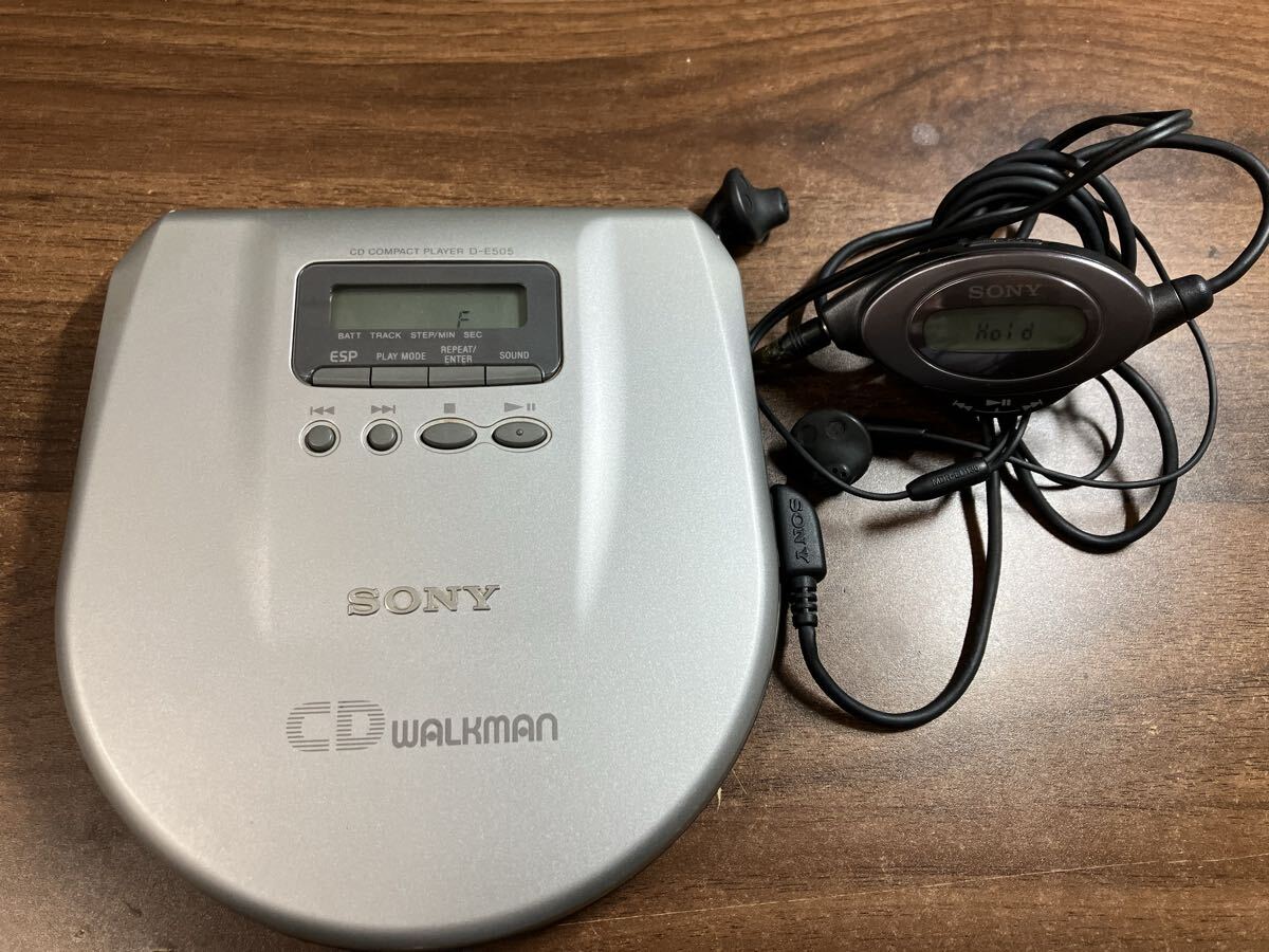 D209】SONY CD WALKMAN D-E505 CDコンパクトプレーヤー シルバー CD