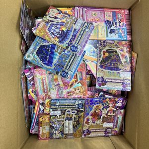 アイカツカード91枚ファイル付き アイカツカード 旧アイカツカード 350枚以上400枚以下 ファイル付き アイ