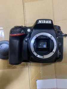Nikon D7100のYahoo!オークション(旧ヤフオク!)の相場・価格を見る