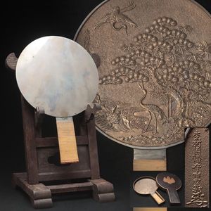 柄鏡の値段と価格推移は？｜35件の売買データから柄鏡の価値がわかる