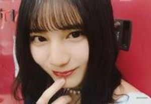 日向坂46写真集の値段と価格推移は？｜4件の売買データから日向坂46