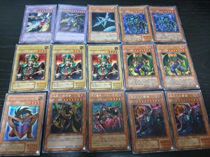 遊戯王 暗黒の侵略者の値段と価格推移は？｜1件の売買データから遊戯王