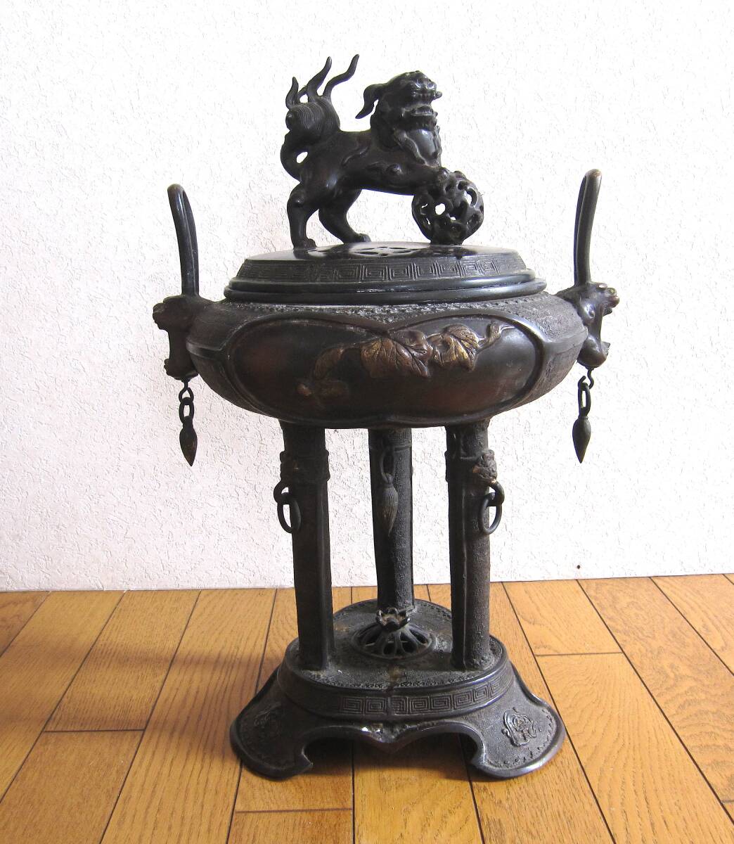 獅子 香炉 銅 仏具の値段と価格推移は？｜18件の売買データから獅子