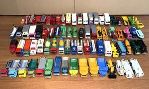 トミカ デコトラの値段と価格推移は？｜11件の売買データからトミカ
