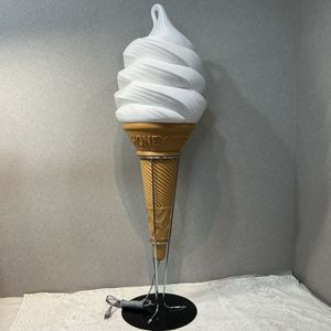 ソフトクリーム 看板のYahoo!オークション(旧ヤフオク!)の相場・価格を