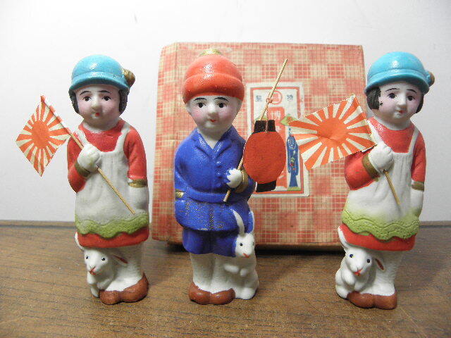 （珍）昭和レトロ　陶磁器製射的人形／観音像／日本人形等11体　　　　　（収集品） 射的人形の値段と価格推移は？｜15件の売買データから射的人形の価値が
