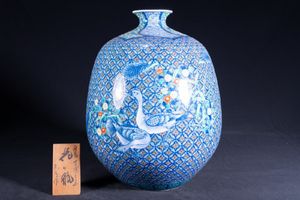 有田焼 視行作 花瓶の値段と価格推移は？｜3件の売買データから有田焼