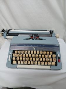 【超希少/激レア】コクヨ 和文タイプライタ TW-3183 昭和レトロ 和文 タイプライターの値段と価格推移は？｜3件の売買データから和文