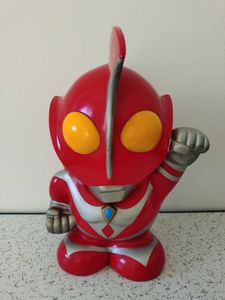 ウルトラマンゼアス 貯金箱の値段と価格推移は？｜3件の売買データから
