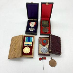 明治三十七八年従軍記章の値段と価格推移は？｜26件の売買データから