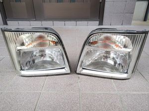 SUBARU サンバー ヘッドライト 左右 サンバーヘッドライト左右の値段と価格推移は？｜9件の売買データから