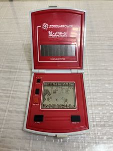 謎のピラミッドの値段と価格推移は？｜10件の売買データから謎の