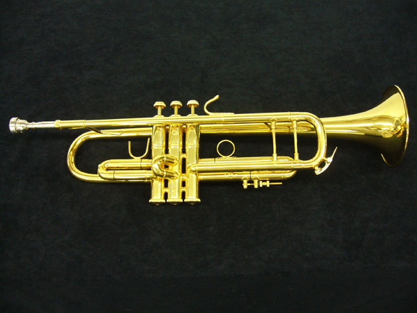 ◇Bach バック トランペット 【金メッキ】 180ML 37Gベル 美品