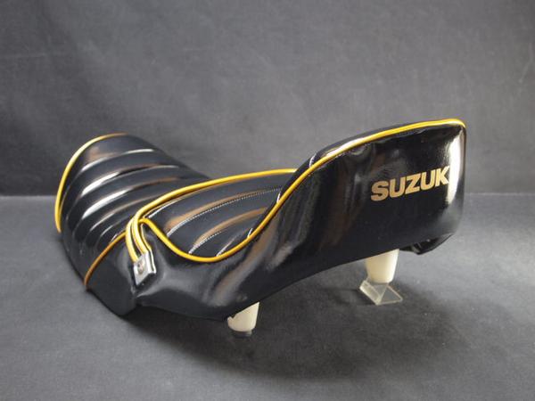 GSX400インパルスGK79A成金仕様チョビ三段シート金黒エナメル3段 GSX400インパルスGK79A成金仕様チョビ三段シート金黒エナメル3段