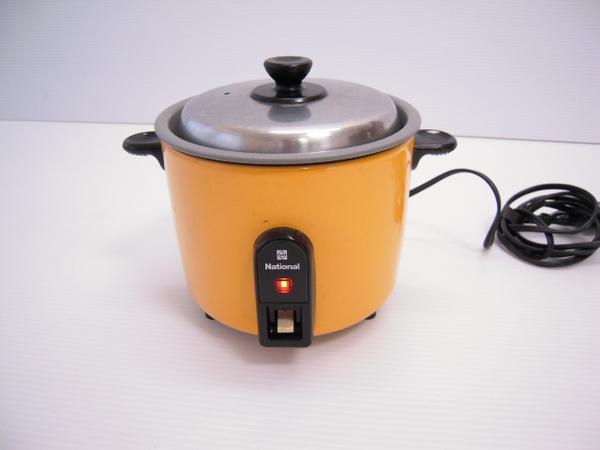 レトロ ナショナル電気炊飯器1合 1.5合炊き SR-3F 当時物の入札 レトロ ナショナル電気炊飯器1合 1.5合炊き SR-3F 当時物の入札