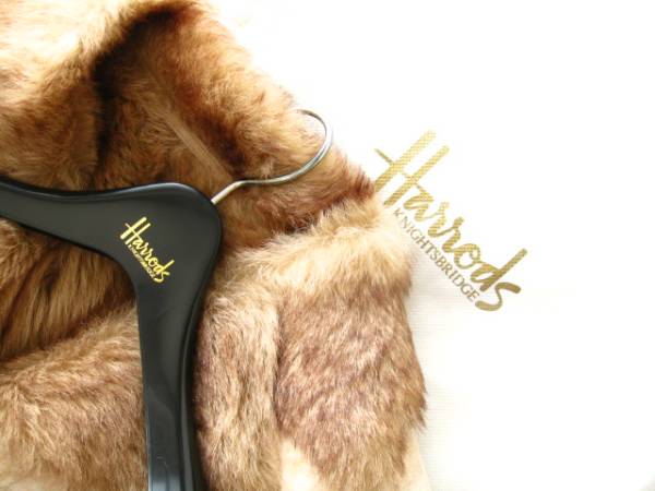 ハロッズ 狡猾 Harrods ムートン コート 毛皮 ベージュ 