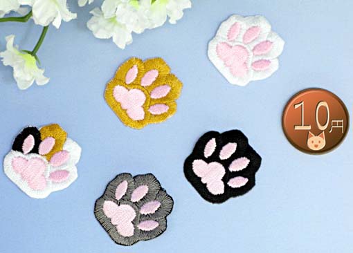 肉球ワッペン5色 動物アップリケ犬猫ネコイヌ送料60円 K ワッペン 売買されたオークション情報 Yahooの商品情報をアーカイブ公開 オークファン Aucfan Com