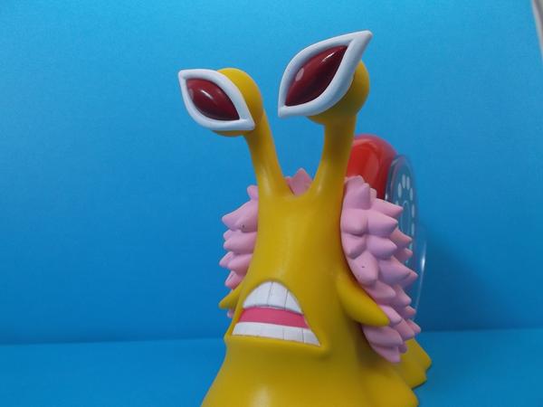 ワンピース ドフラミンゴ電伝虫e Maのど飴 セブンイレブン限定 One Piece 売買されたオークション情報 Yahooの商品情報をアーカイブ公開 オークファン Aucfan Com