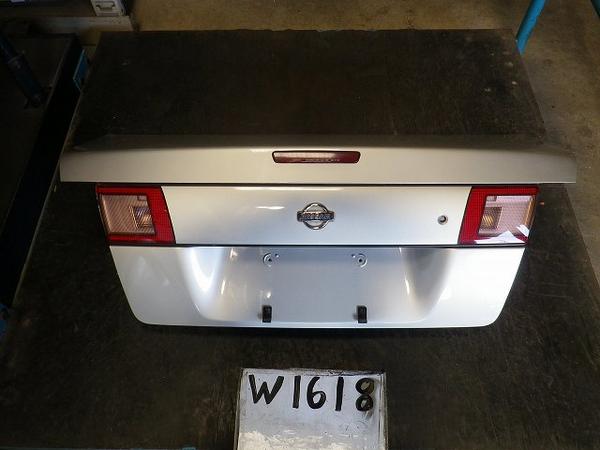 日産 サニー FB14 トランク (W1618)